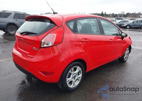 2014 Ford Fiesta Se z USA, uszkodzony, nr VIN 3FADP4EJ2EM111732